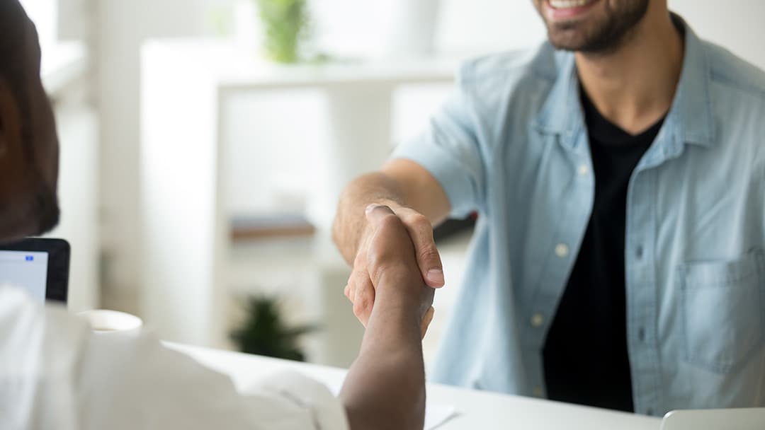 How do I find a private lender for a quick loan?