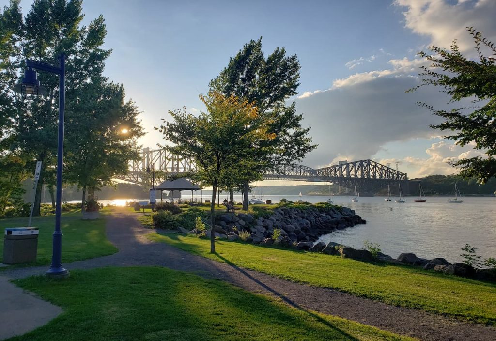 Thumbnail-For-Park-By-The-River-Levis Centre-By-Mon Petit Pret