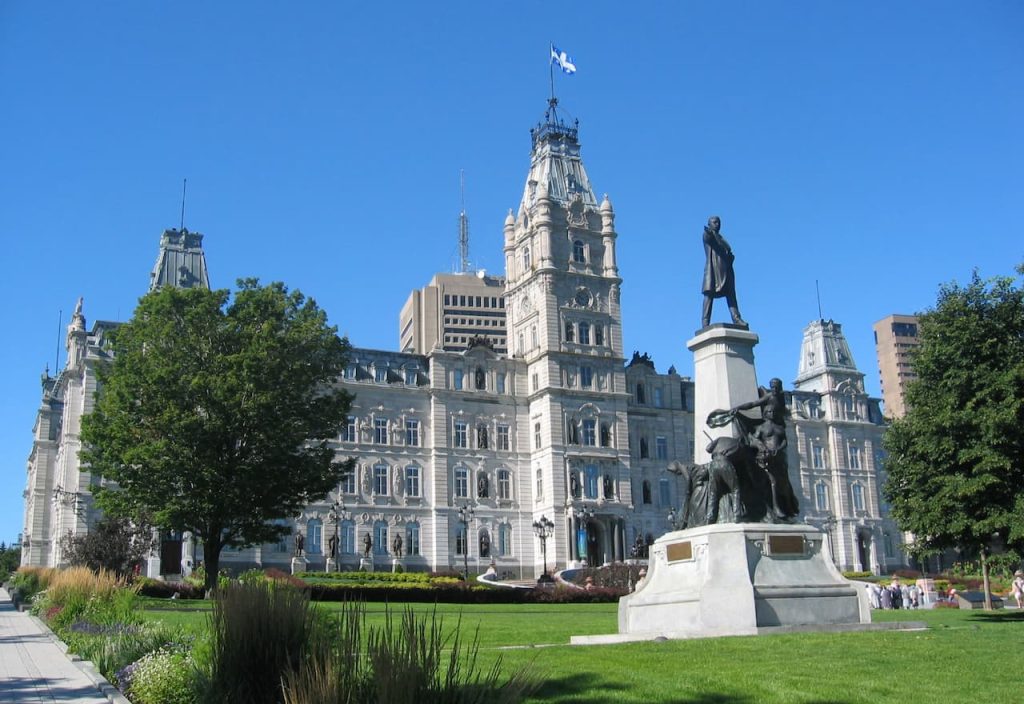 Thumbnail-For-St-Nicolas-Monument Honoré Mercier-By-Mon Petit Pret