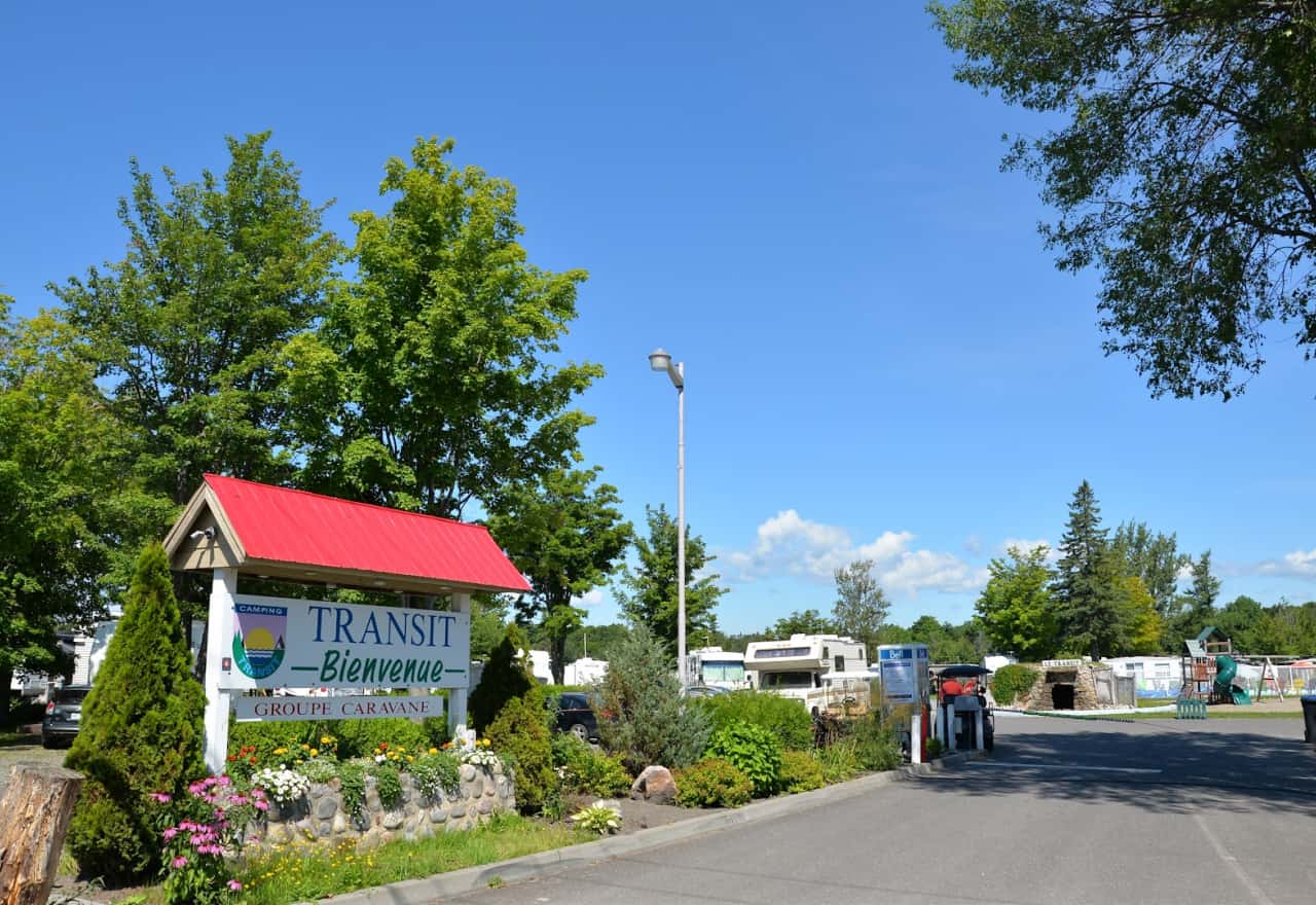 Picture of Area of Saint Joseph de la Pointe by Mon Petit Pret